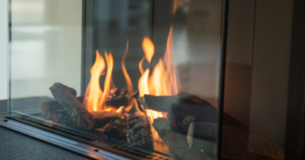Well-maintained gas fireplace in Downtown Portland.